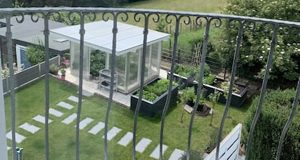 Beautiful apartment (annex 2 family house)