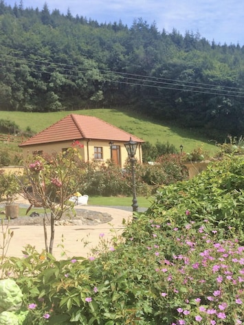 Image of La Belle Villa, Rostrevor, N. Ireland