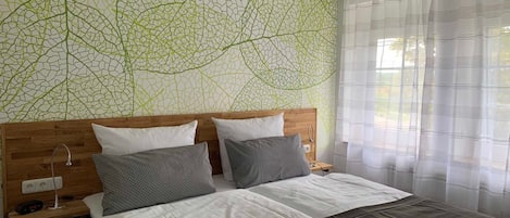 3 bedrooms, in-room safe, travel crib, WiFi