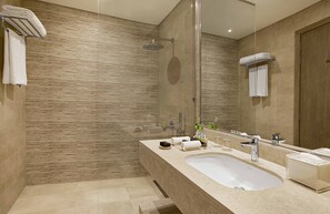 Shower, eco-friendly toiletries, hair dryer, towels - Steigenberger Resort Alaya - Adults Friendly 16 Years Plus (El Quseir)