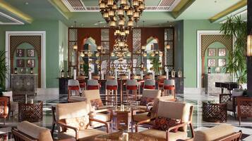 بوفيه فطور مجانًا يوميًا