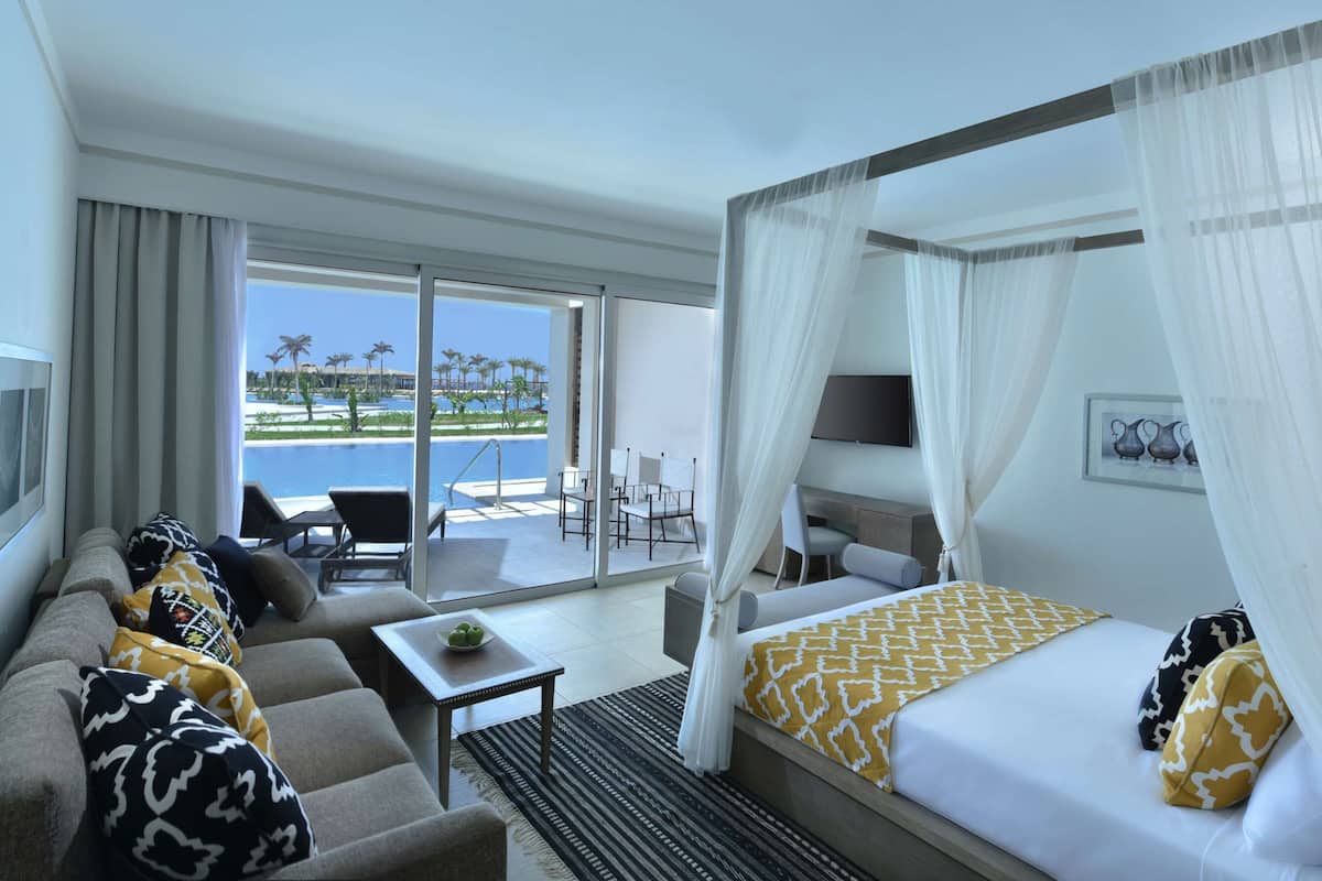 Luxe beddengoed, een kluis op de kamer, beddengoed