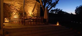 House the three walnuts