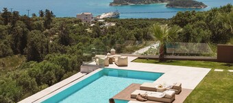 Villa Niolos II, Near Marathi Beach with eco pool
