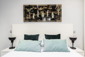 2 slaapkamers, een strijkplank/strijkijzer, gratis wifi, beddengoed