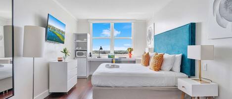 Fer et planche à repasser, lit parapluie, Wi-Fi, draps fournis