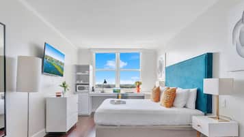 Iron/ironing board, travel crib, WiFi, bed sheets