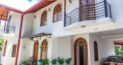 Olive Park Villas – Triple Suite 3