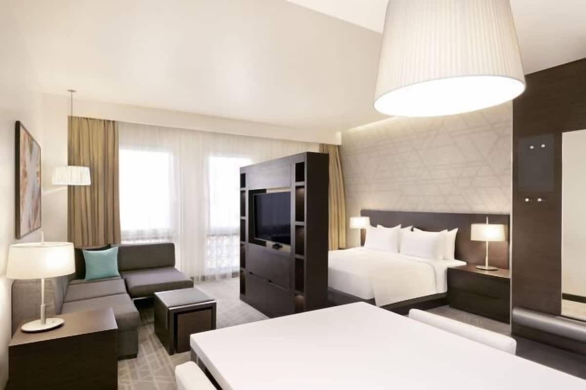 Premium bedding, pillowtop beds, in-room safe, desk