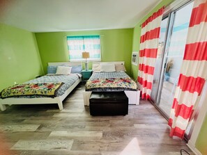 3 chambres, fer et planche à repasser, Wi-Fi, draps fournis