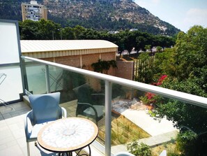 Superior Apartment | Balcony - Apartaments S&L Bat Galim (Haifa)