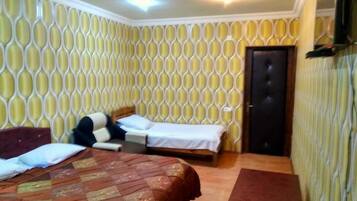 Quadruple Room | Free WiFi