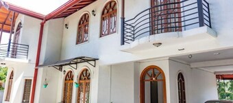 Olive Park Villas - Deluxe Suite 2