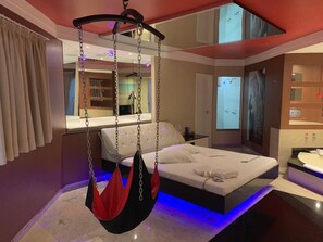 Blackout curtains, free WiFi, bed sheets - Ibiza Golden Motel (Franca)