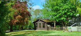 24 Strawberry Hill, Tolroy Manor