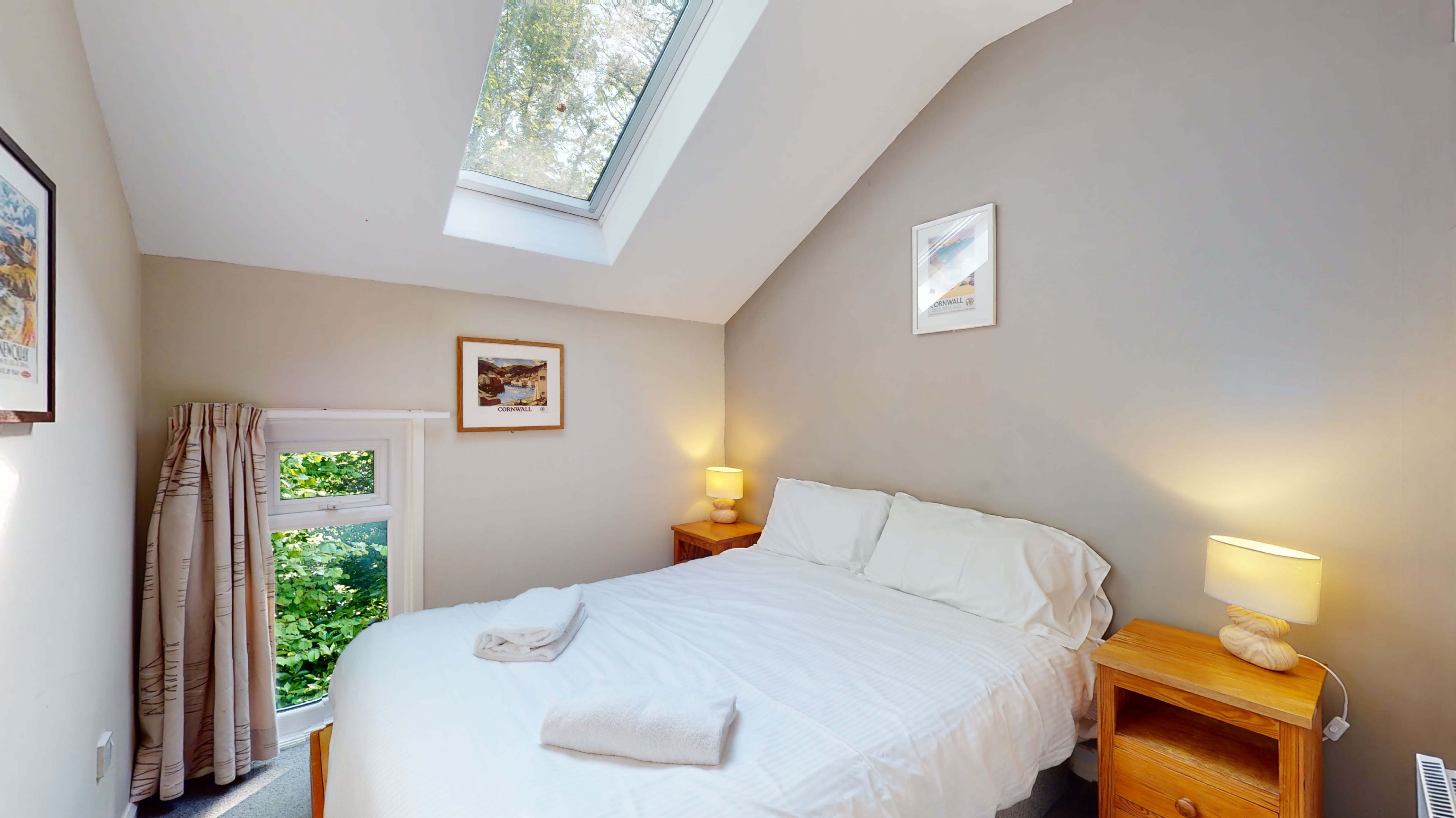 3 soverom, strykejern/-brett, wi-fi og sengetøy