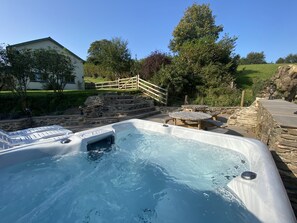 Baignoire à remous extérieure