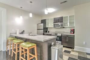 Fridge, microwave, oven, stovetop - Historic Building with Bakery and Restaurant (Asheville)