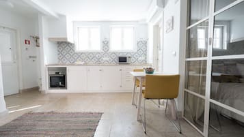 1 bedroom, iron/ironing board, travel cot, WiFi