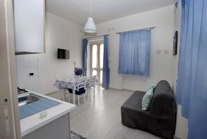 TV - Fully renovated holiday home with all comforts (Pompei)