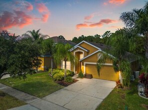 4458NirvanaParkway01 - 5 Bedrooms/ 3 Bathrooms/ Veranda Palms (4458 NP) (Kissimmee)