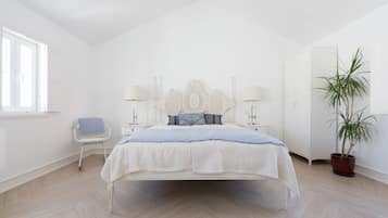 1 bedroom, iron/ironing board, travel crib, internet