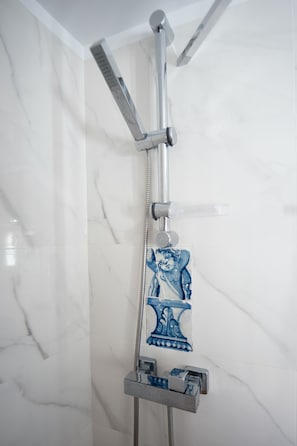 Hair dryer, towels - 3 Tagides (Lisbon)