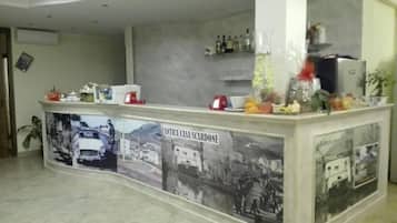 Bar (in der Unterkunft)