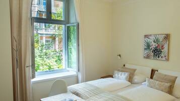 Standard Double Room, 1 Bedroom, Non Smoking, Mountainside | Premium bedding, down duvets, memory-foam beds, in-room safe