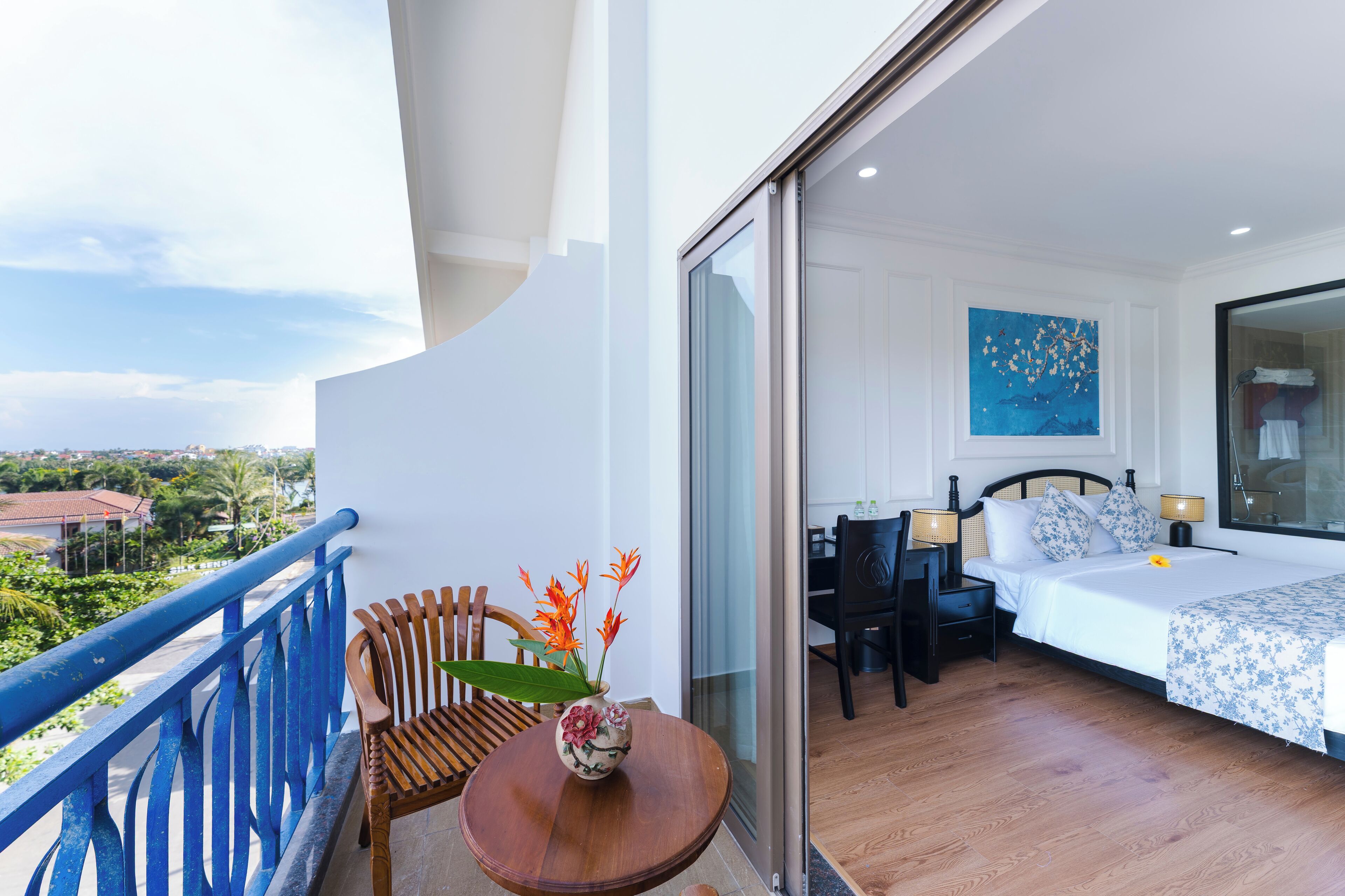 Premier Double Room | 1 bedroom, premium bedding, memory-foam beds, in-room safe