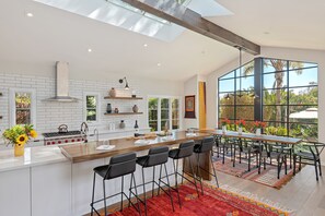 Fridge, microwave, oven, stovetop - Expansive and Modern Home With Pool and Tennis Court! (Santa Barbara)