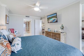 2 bedrooms, iron/ironing board, Internet, bed sheets