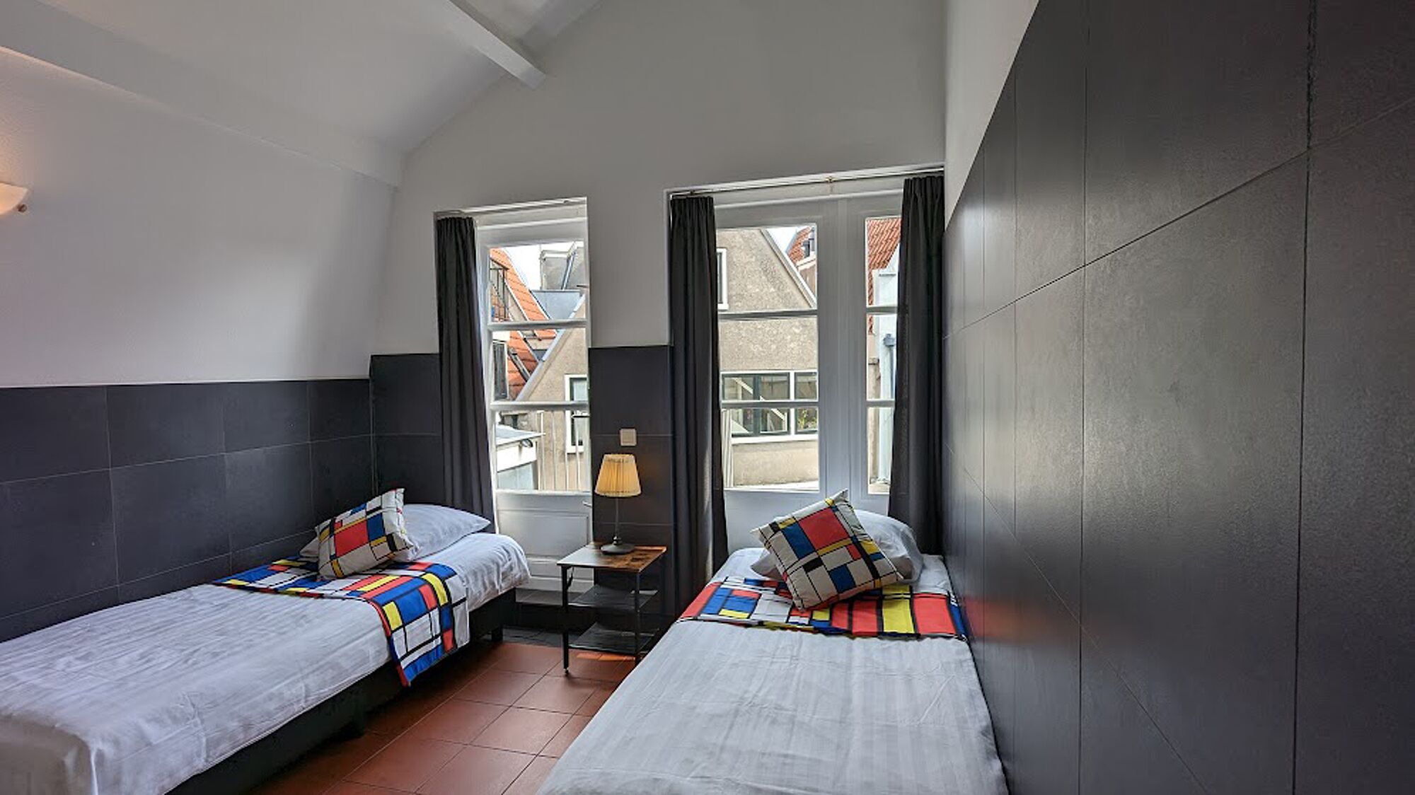 3 slaapkamers, een kluis op de kamer, een strijkplank/strijkijzer