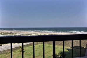 Property grounds - Breath in the Ocean Air and Enjoy Ocean Views in This 2 Bedroom 2 Bath (Port Aransas)