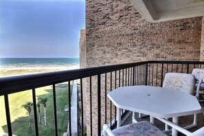 Property grounds - Breath in the Ocean Air and Enjoy Ocean Views in This 2 Bedroom 2 Bath (Port Aransas)