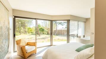 5 chambres, fer et planche Ă repasser, Wi-Fi, draps fournis