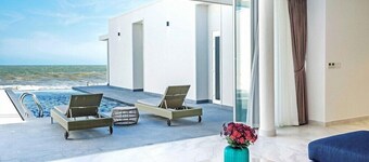 Oceanami Villas & Beach Club