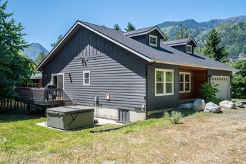 Minutes from downtown