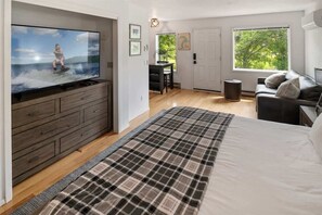 7 bedrooms, desk, iron/ironing board, free WiFi