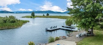 Sunnyside Estate - Casa familiar frente al mar enorme e histórica en 5 acres. Muelle w / Boat Lift también.