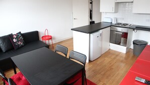 Classic Apartment | Private kitchen - Apartment in Shoreditch Central London (London)