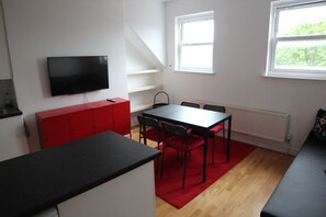 Classic Apartment | Living area