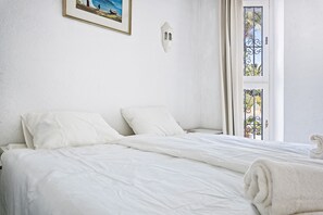 3 quartos, ferros/tábuas de passar roupa, Wi-Fi de cortesia