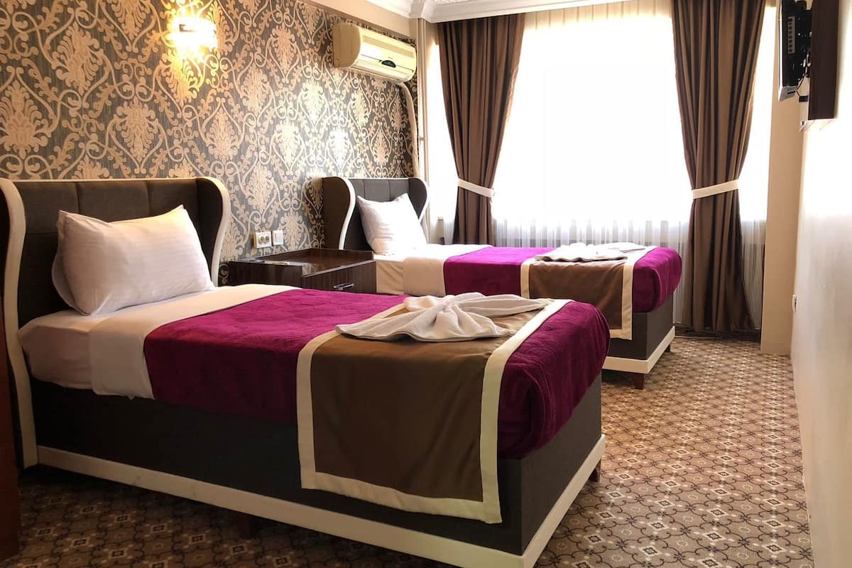 Comfort Twin Room