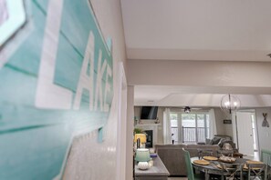 Dining - Stunning Renovated 3BR Condo w/ Huge Deck & the Best Open-Water View on the Lake (Lake Ozark)