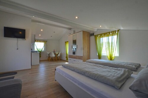 Bavica studio with private parking