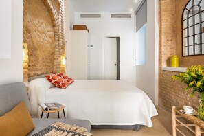 1 室のベッドルーム、アイロン / アイロン台、WiFi、ベッドシーツ