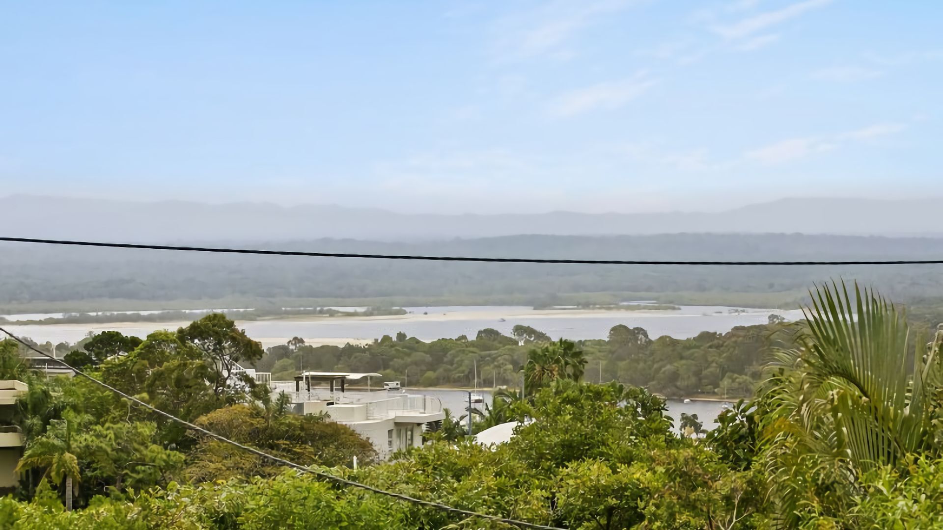 Stunning Apartment with Views of Laguna Bay - Unit 2 Taralla 16 Edgar Bennett Ave — image 12