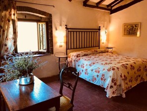 4 slaapkamers, een strijkplank/strijkijzer