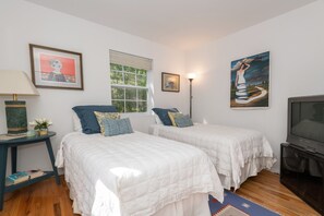 3 chambres, fer et planche à repasser, Wi-Fi, literie fournie